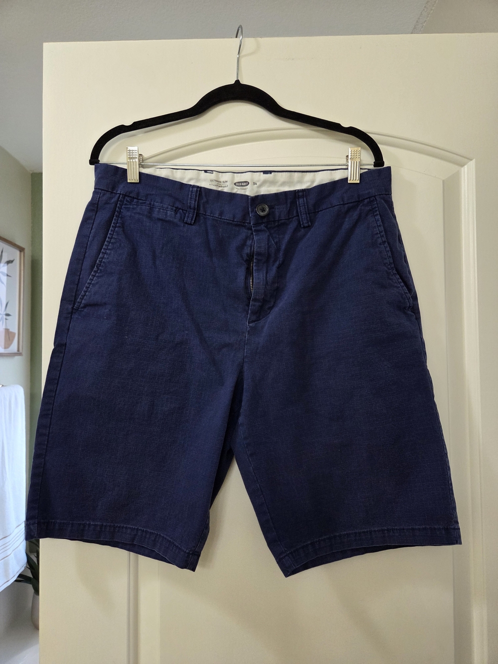 Old Navy Men's Navy Flat-Front Chino Shorts
